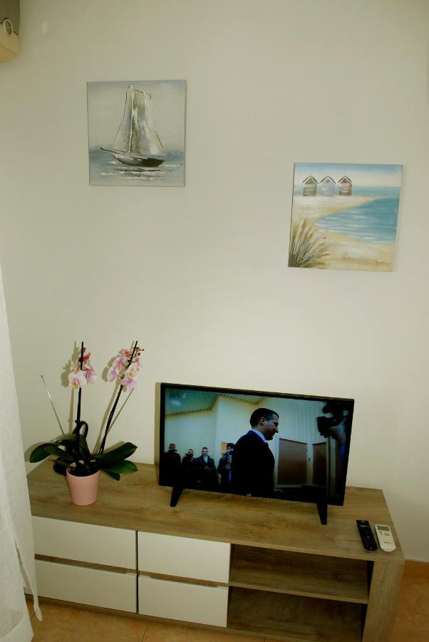 Olive Apartament *